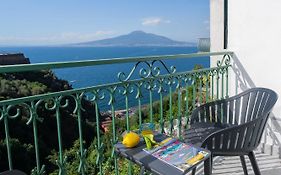 Sea View Deluxe Apartments
