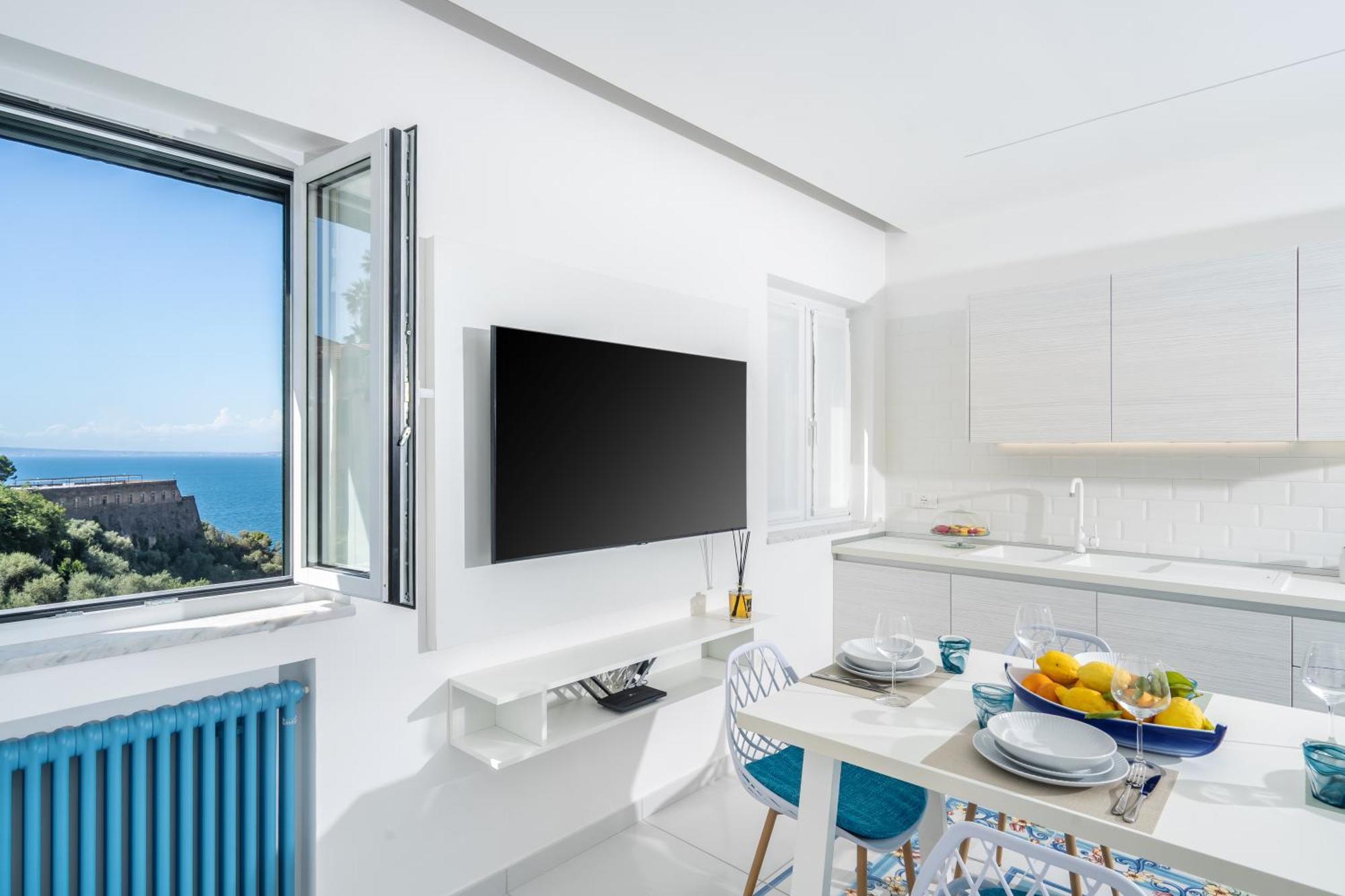 Sea View Deluxe Apartments Vico Equense Esterno foto